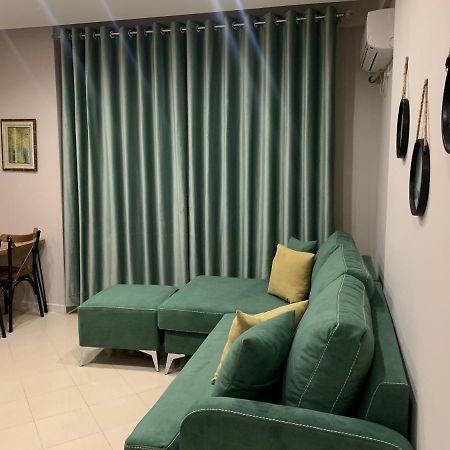 Girasole Apartments Vlorë Buitenkant foto