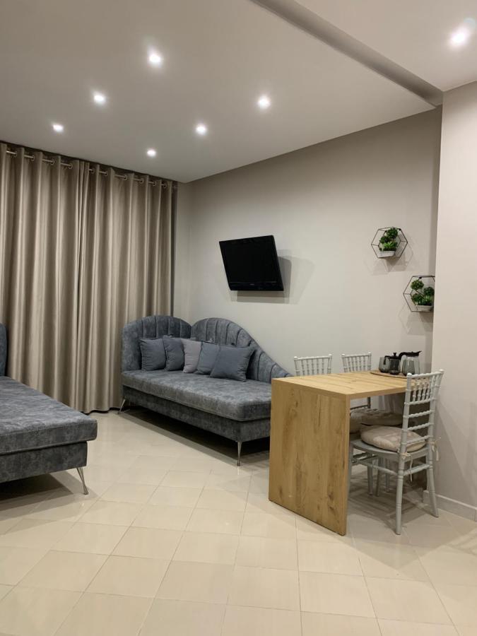 Girasole Apartments Vlorë Buitenkant foto