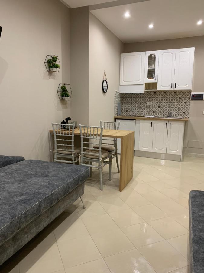 Girasole Apartments Vlorë Buitenkant foto