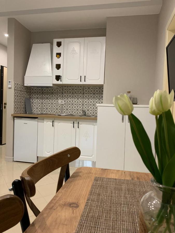 Girasole Apartments Vlorë Buitenkant foto