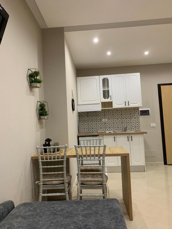 Girasole Apartments Vlorë Buitenkant foto