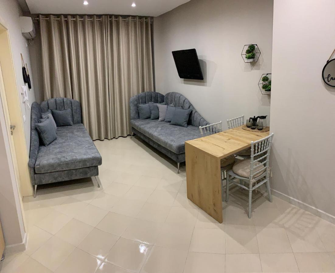 Girasole Apartments Vlorë Buitenkant foto