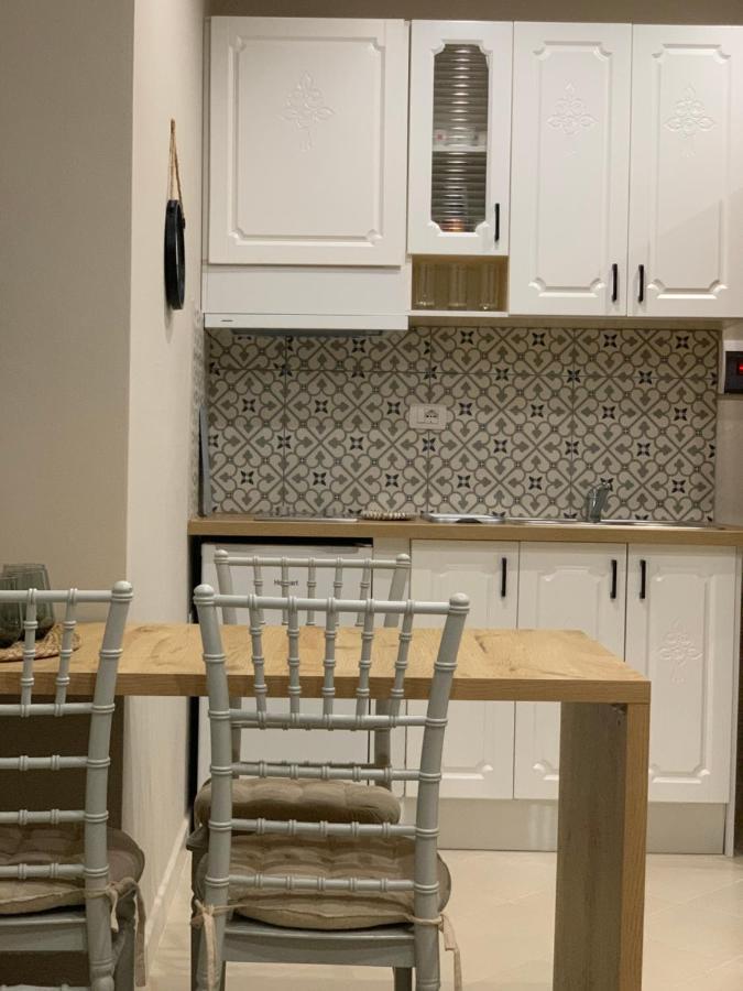 Girasole Apartments Vlorë Buitenkant foto